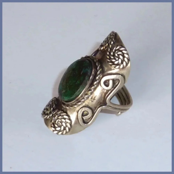 Wrap Green Stone Silver Tone Ring - Picture 3 of 9